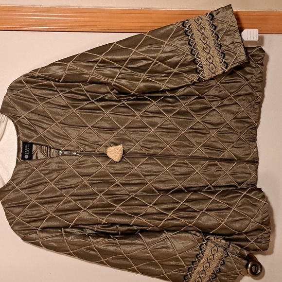 Ladies Jacket - Picture 9 of 16